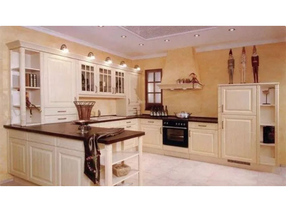 為什么越來越多人放棄實(shí)木家具，反而選擇全鋁定制？原因很簡(jiǎn)單